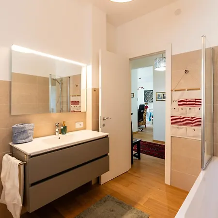 Quattro Gatti By Interhome شقة