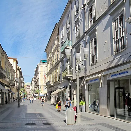 Quattro Gatti By Interhome شقة سانريمو